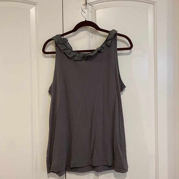 GAP Gray Tank - Picture 2 of 3